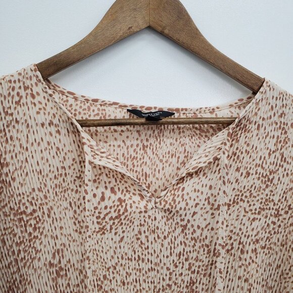 Simply Vera Vera Wang Womens Pleated Split Neck Top Blouse Plus Size 2XL Beige - Picture 10 of 15